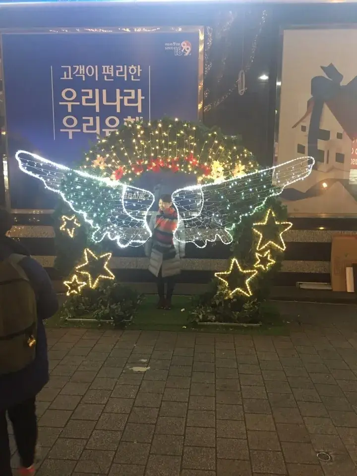 2016 명동 빛 축제 — 천사 날개·별 조명 포토존